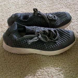Nobull runners grey M9/W11